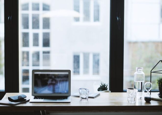 Consejos prácticos para un espacio de trabajo en casa eficiente y cómodo
